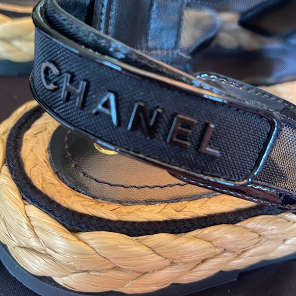 CHANEL 2022 Espadrilles Women’s Dad Sandals Size 40 NEW Braided Raffia CC Logos - Picture 11 of 12
